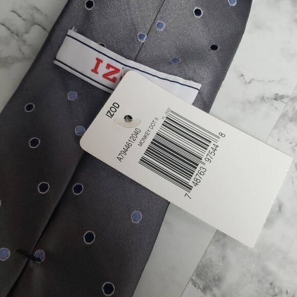 NWT IZOD Men's Gray Polka Dot Tie - Picture 7 of 7